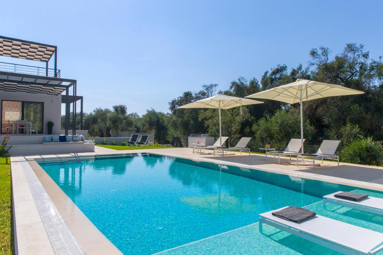 Almyra Villas CChalikounas Buitenkant foto