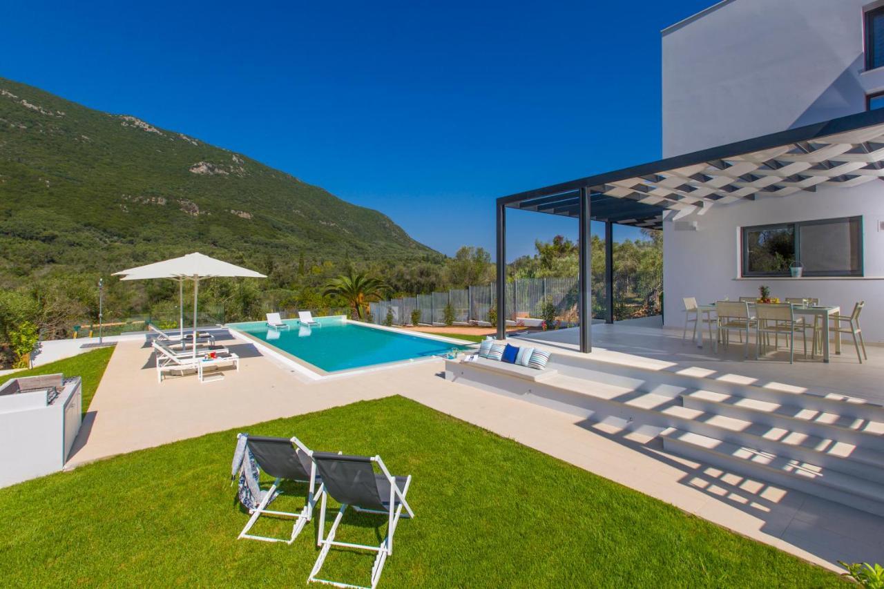 Almyra Villas CChalikounas Buitenkant foto