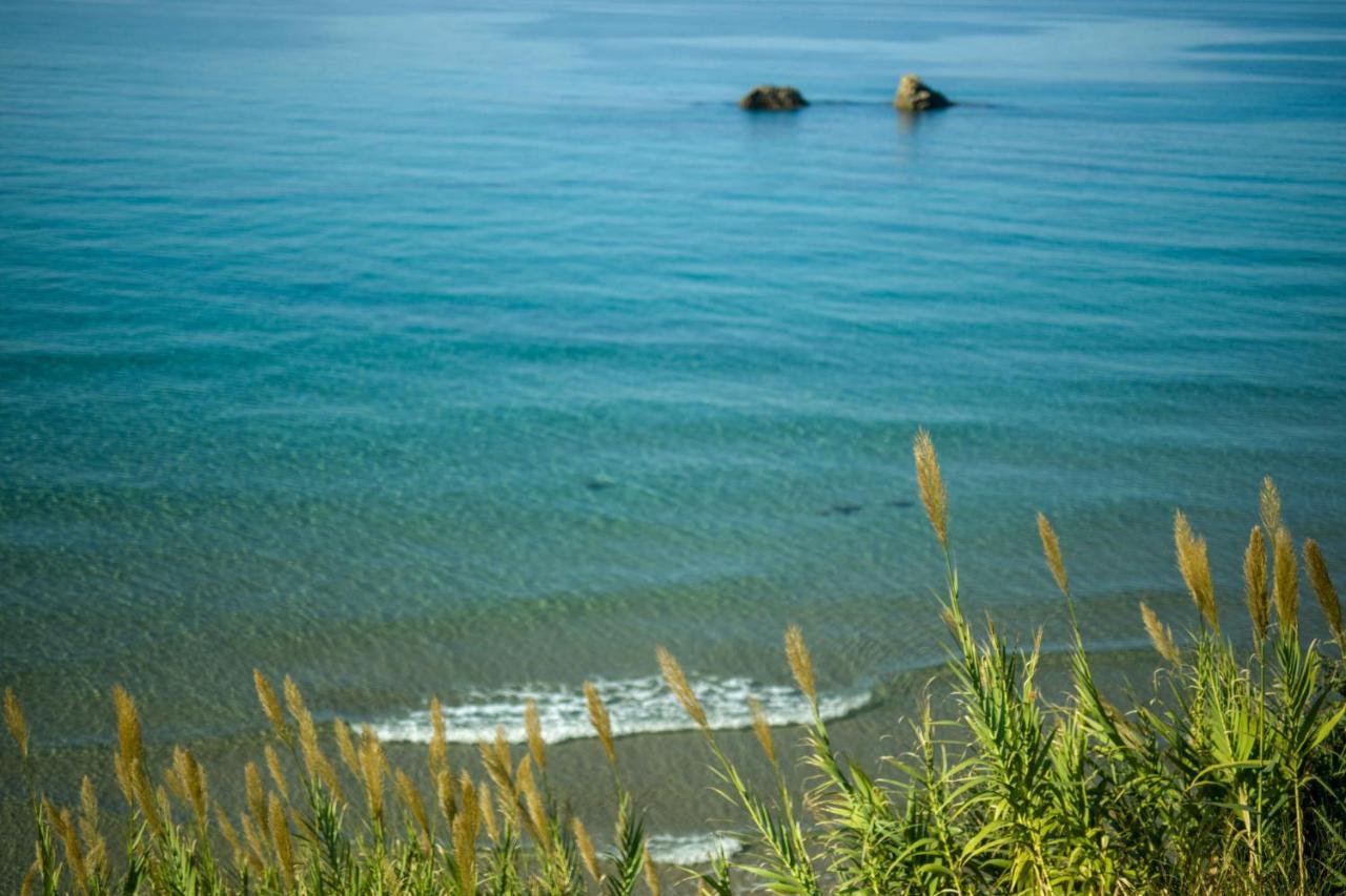 Almyra Villas CChalikounas Buitenkant foto